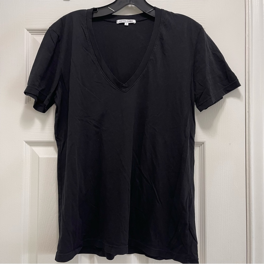 COTTON CITIZEN Black V-neck tee